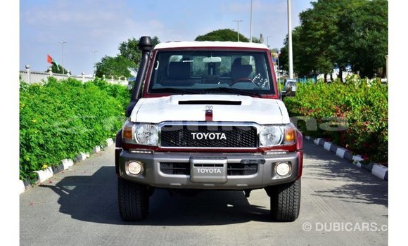 Buy Import Toyota Land Cruiser Red Car in Import - Dubai in Abhasia Buy Import Toyota Land Cruiser Red Car in Import - Dubai in Abhasia