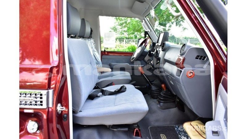 Big with watermark toyota land cruiser abhasia import dubai 2174