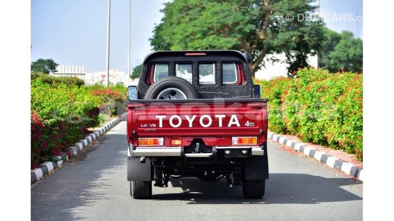 Big with watermark toyota land cruiser abhasia import dubai 2174