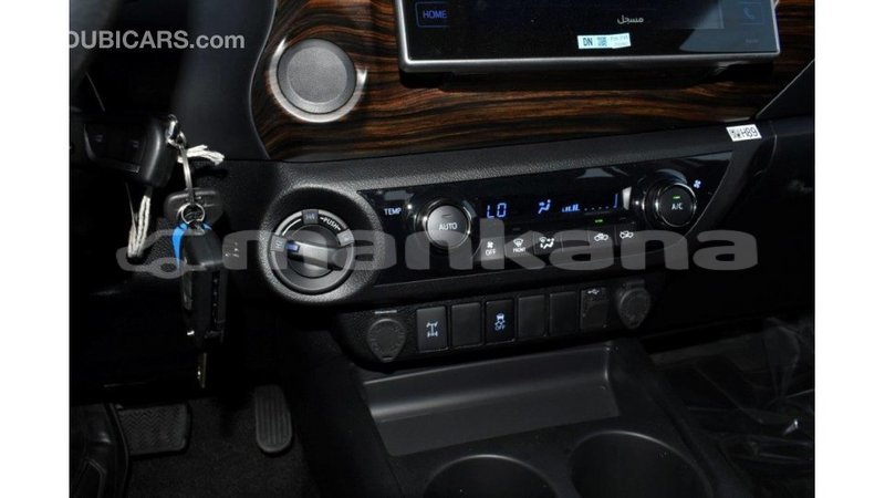 Big with watermark toyota hilux abhasia import dubai 2178