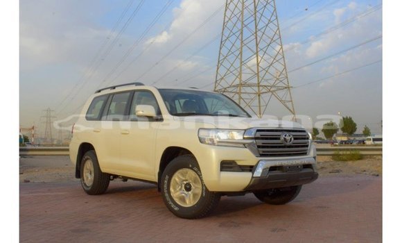 Buy Import Toyota Land Cruiser White Car in Import - Dubai in Abhasia Buy Import Toyota Land Cruiser White Car in Import - Dubai in Abhasia