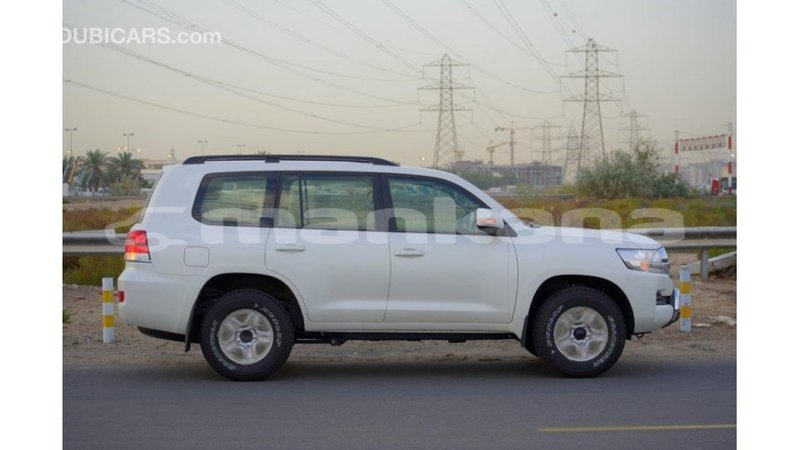 Big with watermark toyota land cruiser abhasia import dubai 2188