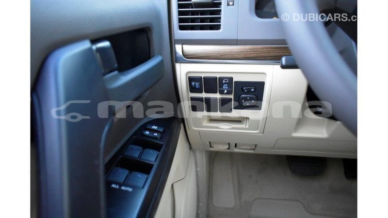 Big with watermark toyota land cruiser abhasia import dubai 2188