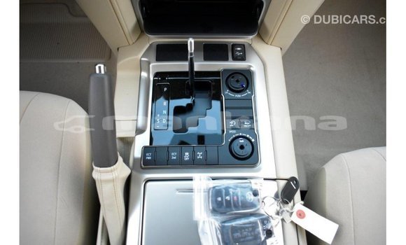 Buy Import Toyota Land Cruiser White Car in Import - Dubai in Abhasia Buy Import Toyota Land Cruiser White Car in Import - Dubai in Abhasia
