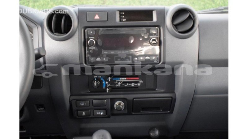 Big with watermark toyota land cruiser abhasia import dubai 2189