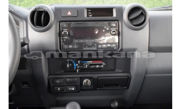 Buy Import Toyota Land Cruiser White Car in Import - Dubai in Abhasia Buy Import Toyota Land Cruiser White Car in Import - Dubai in Abhasia