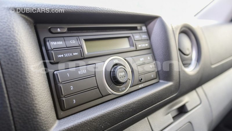 Big with watermark nissan urvan abhasia import dubai 2192