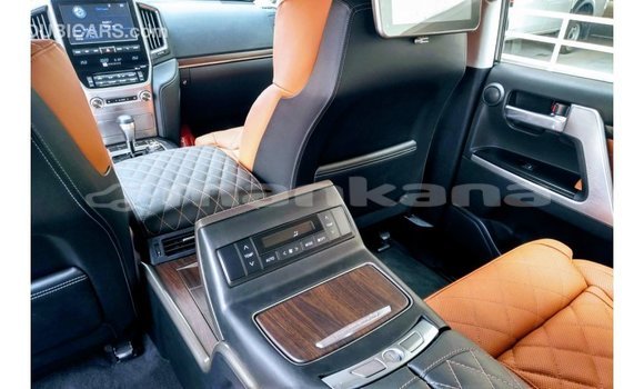 Buy Import Toyota Land Cruiser Black Car in Import - Dubai in Abhasia Buy Import Toyota Land Cruiser Black Car in Import - Dubai in Abhasia