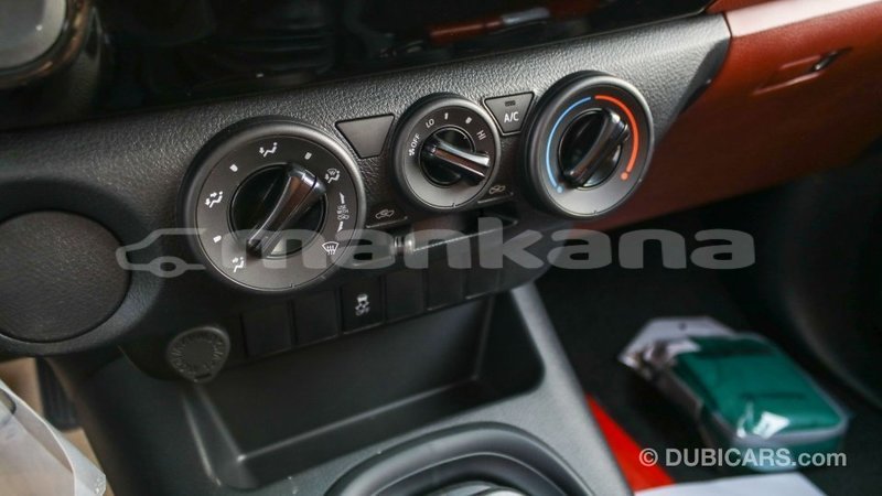 Big with watermark toyota hilux abhasia import dubai 2194