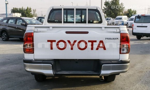 Buy Import Toyota Hilux White Car in Import - Dubai in Abhasia Buy Import Toyota Hilux White Car in Import - Dubai in Abhasia