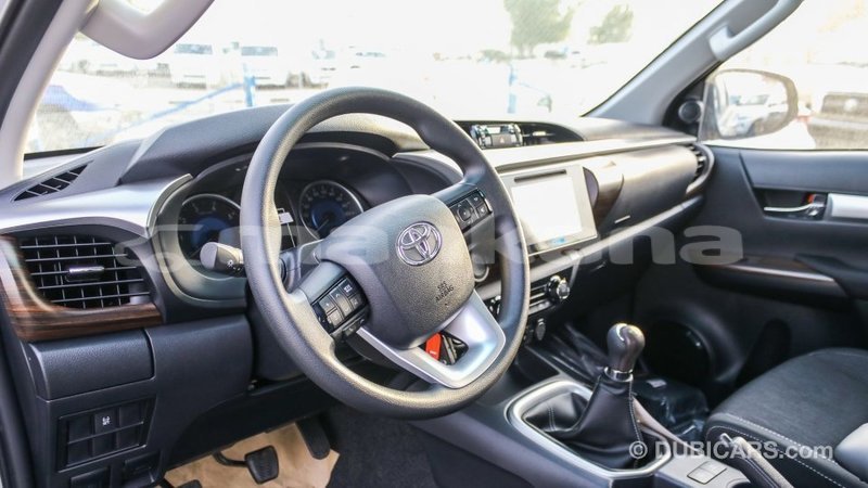 Big with watermark toyota hilux abhasia import dubai 2195