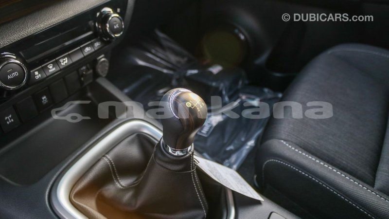 Big with watermark toyota hilux abhasia import dubai 2195