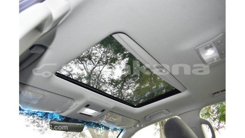 Big with watermark toyota land cruiser abhasia import dubai 2198