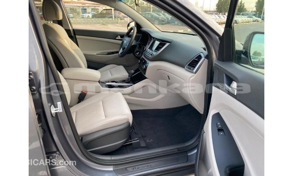 Buy Import Hyundai Tucson White Car in Import - Dubai in Abhasia Buy Import Hyundai Tucson White Car in Import - Dubai in Abhasia
