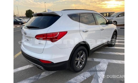 Buy Import Hyundai Santa Fe White Car in Import - Dubai in Abhasia Buy Import Hyundai Santa Fe White Car in Import - Dubai in Abhasia