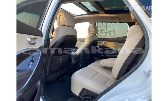 Buy Import Hyundai Santa Fe White Car in Import - Dubai in Abhasia Buy Import Hyundai Santa Fe White Car in Import - Dubai in Abhasia