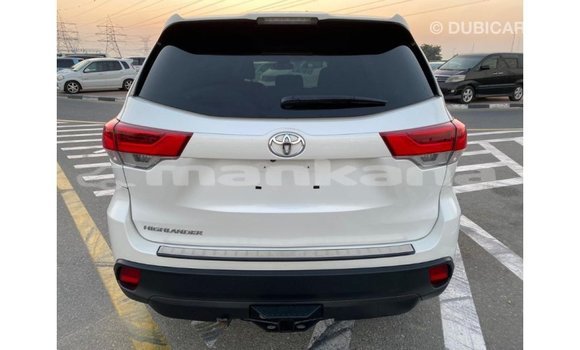 Buy Import Toyota Highlander White Car in Import - Dubai in Abhasia Buy Import Toyota Highlander White Car in Import - Dubai in Abhasia