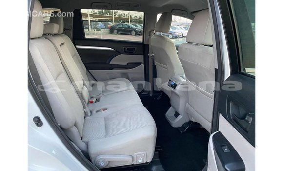 Buy Import Toyota Highlander White Car in Import - Dubai in Abhasia Buy Import Toyota Highlander White Car in Import - Dubai in Abhasia