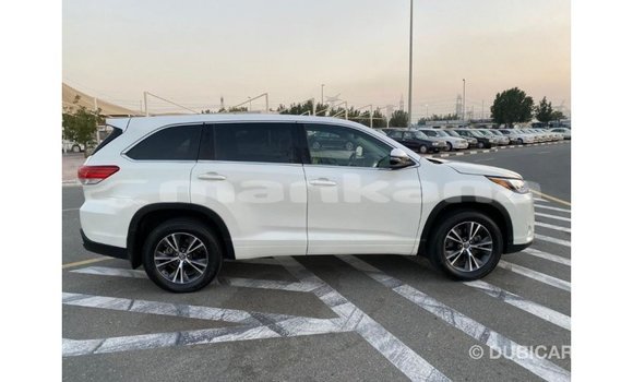 Buy Import Toyota Highlander White Car in Import - Dubai in Abhasia Buy Import Toyota Highlander White Car in Import - Dubai in Abhasia