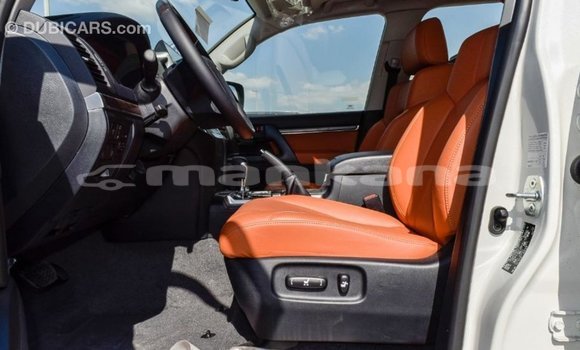 Buy Import Toyota Land Cruiser White Car in Import - Dubai in Abhasia Buy Import Toyota Land Cruiser White Car in Import - Dubai in Abhasia