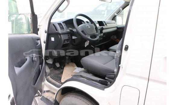 Buy Import Toyota Hiace White Car in Import - Dubai in Abhasia Buy Import Toyota Hiace White Car in Import - Dubai in Abhasia
