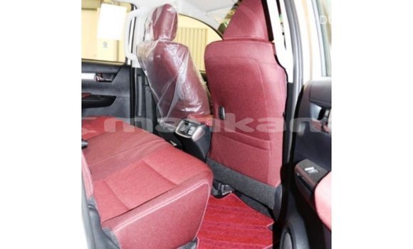 Buy Import Toyota Hilux White Car in Import - Dubai in Abhasia Buy Import Toyota Hilux White Car in Import - Dubai in Abhasia