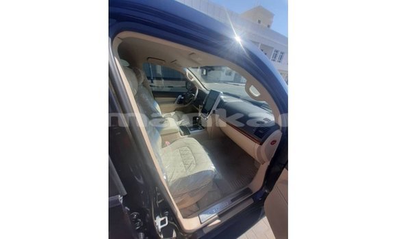 Buy Import Toyota Land Cruiser Black Car in Import - Dubai in Abhasia Buy Import Toyota Land Cruiser Black Car in Import - Dubai in Abhasia