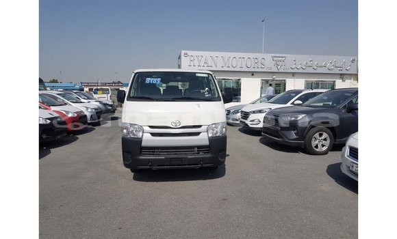 Buy Import Toyota DA White Truck in Import - Dubai in Abhasia Buy Import Toyota DA White Truck in Import - Dubai in Abhasia