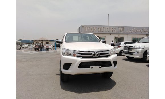 Buy Import Toyota Hilux White Car in Import - Dubai in Abhasia Buy Import Toyota Hilux White Car in Import - Dubai in Abhasia