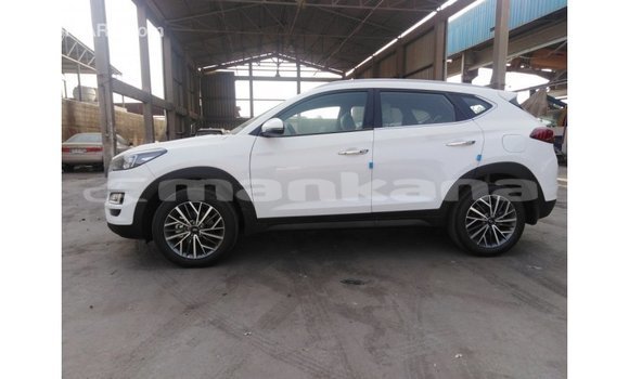 Buy Import Hyundai Tucson White Car in Import - Dubai in Abhasia Buy Import Hyundai Tucson White Car in Import - Dubai in Abhasia