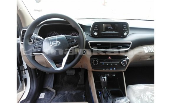 Buy Import Hyundai Tucson White Car in Import - Dubai in Abhasia Buy Import Hyundai Tucson White Car in Import - Dubai in Abhasia