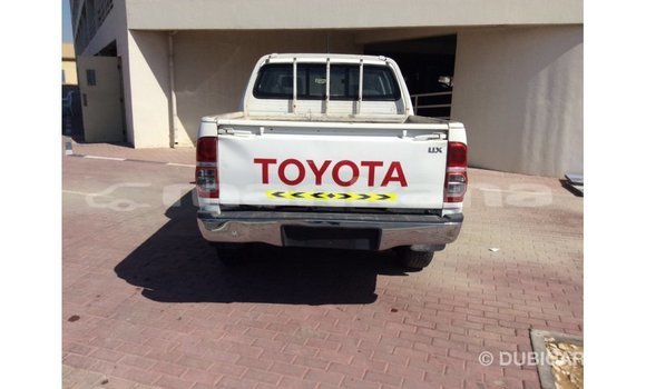 Buy Import Toyota Hilux White Car in Import - Dubai in Abhasia Buy Import Toyota Hilux White Car in Import - Dubai in Abhasia