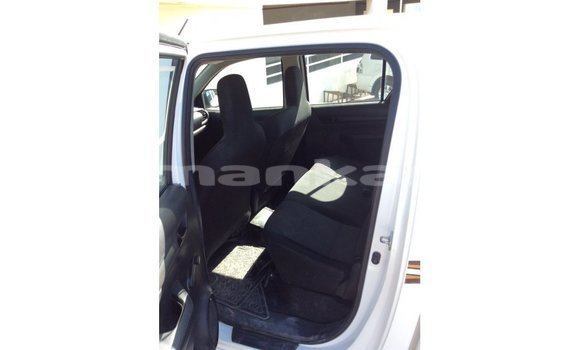 Buy Import Toyota Hilux White Car in Import - Dubai in Abhasia Buy Import Toyota Hilux White Car in Import - Dubai in Abhasia