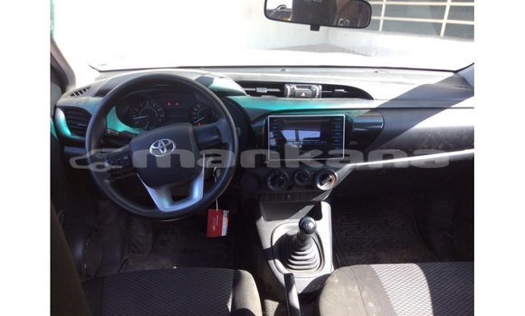 Buy Import Toyota Hilux White Car in Import - Dubai in Abhasia Buy Import Toyota Hilux White Car in Import - Dubai in Abhasia