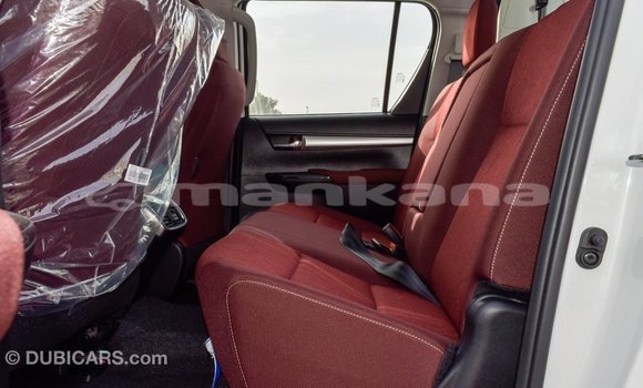 Buy Import Toyota Hilux White Car in Import - Dubai in Abhasia Buy Import Toyota Hilux White Car in Import - Dubai in Abhasia