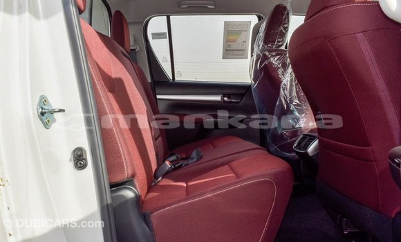 Buy Import Toyota Hilux White Car in Import - Dubai in Abhasia Buy Import Toyota Hilux White Car in Import - Dubai in Abhasia