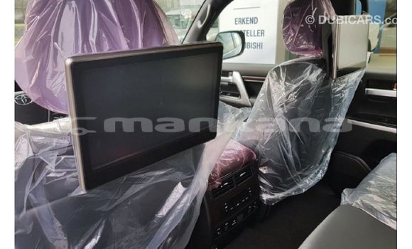 Buy Import Toyota Land Cruiser Black Car in Import - Dubai in Abhasia Buy Import Toyota Land Cruiser Black Car in Import - Dubai in Abhasia