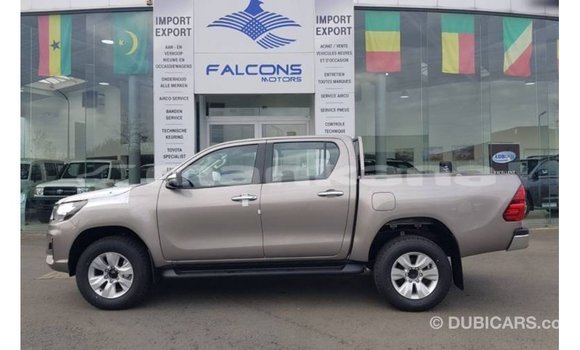Buy Import Toyota Hilux Brown Car in Import - Dubai in Abhasia Buy Import Toyota Hilux Brown Car in Import - Dubai in Abhasia