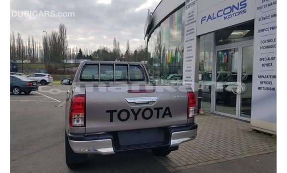 Buy Import Toyota Hilux Brown Car in Import - Dubai in Abhasia Buy Import Toyota Hilux Brown Car in Import - Dubai in Abhasia