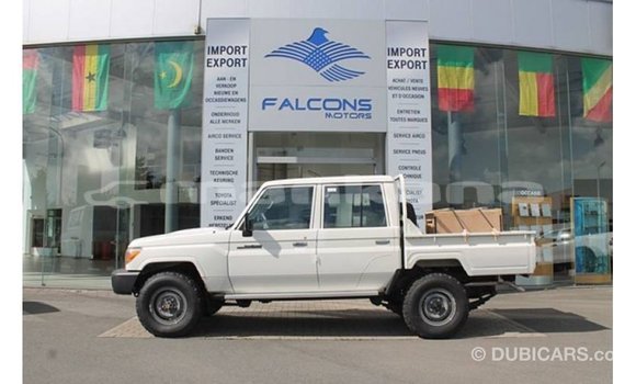 Buy Import Toyota Land Cruiser White Car in Import - Dubai in Abhasia Buy Import Toyota Land Cruiser White Car in Import - Dubai in Abhasia