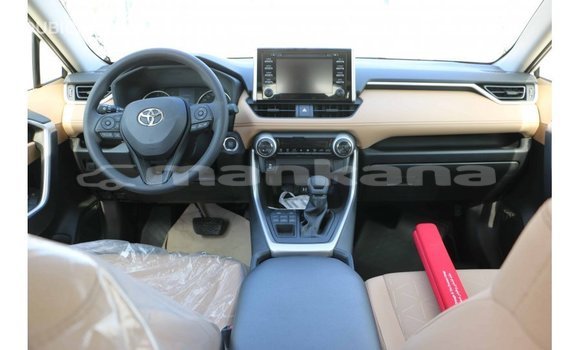 Buy Import Toyota HiAce White Truck in Import - Dubai in Abhasia Buy Import Toyota HiAce White Truck in Import - Dubai in Abhasia