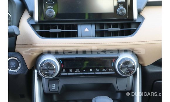 Buy Import Toyota HiAce White Truck in Import - Dubai in Abhasia Buy Import Toyota HiAce White Truck in Import - Dubai in Abhasia