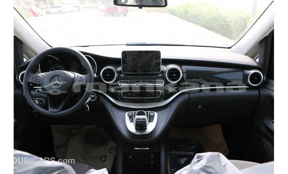 Buy Import Mercedes-Benz 250 Black Car in Import - Dubai in Abhasia Buy Import Mercedes-Benz 250 Black Car in Import - Dubai in Abhasia