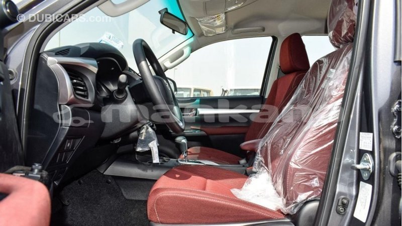 Big with watermark toyota hilux abhasia import dubai 2354