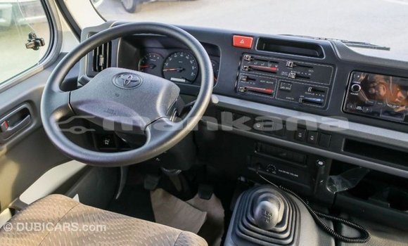 Buy Import Toyota Coaster White Car in Import - Dubai in Abhasia Buy Import Toyota Coaster White Car in Import - Dubai in Abhasia