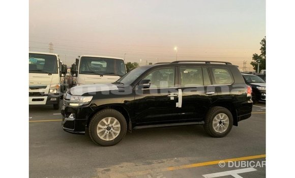 Buy Import Toyota Land Cruiser Black Car in Import - Dubai in Abhasia Buy Import Toyota Land Cruiser Black Car in Import - Dubai in Abhasia