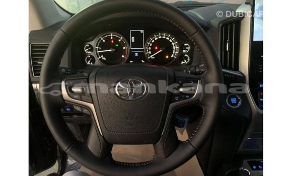 Buy Import Toyota Land Cruiser Black Car in Import - Dubai in Abhasia Buy Import Toyota Land Cruiser Black Car in Import - Dubai in Abhasia