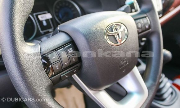 Buy Import Toyota Hilux White Car in Import - Dubai in Abhasia Buy Import Toyota Hilux White Car in Import - Dubai in Abhasia
