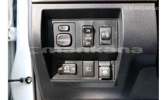 Buy Import Toyota Tundra White Car in Import - Dubai in Abhasia Buy Import Toyota Tundra White Car in Import - Dubai in Abhasia
