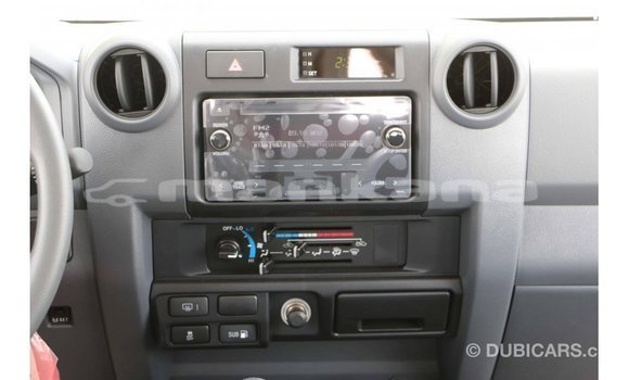 Buy Import Toyota Land Cruiser White Car in Import - Dubai in Abhasia Buy Import Toyota Land Cruiser White Car in Import - Dubai in Abhasia